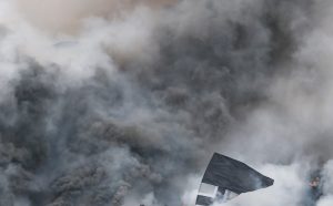 ŠTA KAŽETE, GROBARI: Gorelo je u Humskoj, ali samo na tribinama (FOTO)