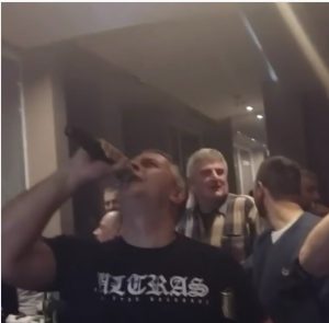 ČISTA EMOCIJA: Kad iz ‘Ljutice Bogdana’ zagrmi ‘Oj Kosovo, Kosovo’ (VIDEO)