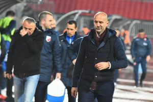 NEŠTO ŠTO SE NE VIĐA ČESTO: Konferencija? Ipak protest Ilije Stolice na ‘Karađorđu’ zbog suđenja Šegrta