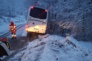 DRAMA NA PUTU: Košarkaši iz Tivta za dlaku izbegli tragediju