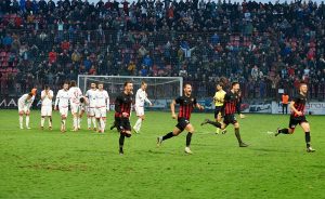 IZRAZI LICA SVE GOVORE: Pogledajte kako je na terenu izgledala drama u Šapcu (FOTOGALERIJA)