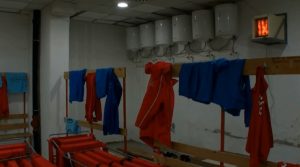 RADNIČKI DEMANTOVAO: Lažni snimci svlačionica, odnosno ‘bajati’ – usledio odgovor Nišlija (FOTO) (VIDEO)