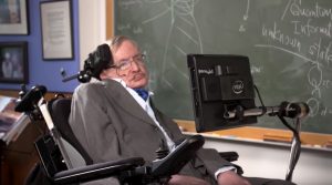 KAO NIKAD DO SADA: Nejmar na udaru, ‘pljuju ga’ sa svih strana zbog slike u kolicima kojom se oprostio od Stivena Hokinga