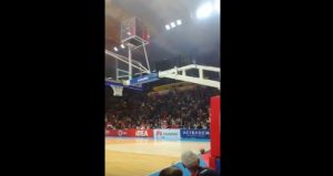 ZVEZDAŠI NE ODUSTAJU: Crveno-beli u Evropi još samo za čast, ali navijači ipak uz svoj klub u velikom broju (VIDEO)