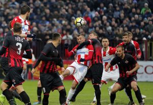 VELIKI PEH ZA ZVEZDU: Povreda bitnog igrača, fudbaler hitno prebačen na snimanje!