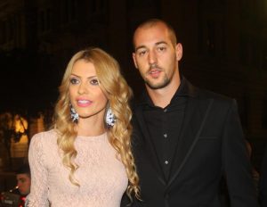 NE LJUDINA, VEĆ HEROJ: Milan Borjan nastavio da pomaže u borbi protiv opakog neprijatelja!