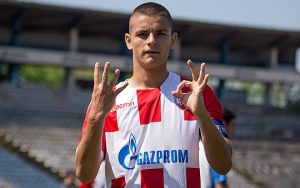 TEROR DEJANA JOVELJIĆA: Ovo je nezabeleženo – Zvezdin ‘vunderkid’ brojao do 40 i kao Fauler i Klose ispravio grešku sudije! (VIDEO)