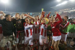 HOTSPORT SAZNAJE: Crvena zvezda rešila da premijama ‘bogato časti’ igrače zbog pobede nad Partizanom