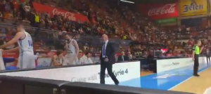 POLUDEO: Trener Mornara vikao na Pavića posle serije Crvene zvezde (VIDEO)