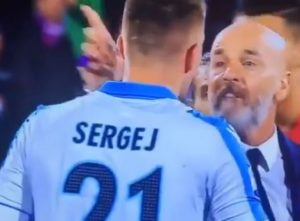 ŠTA SE OVDE DOGODILO: Sergej se prvo zagrlio sa Milenkovićem, a onda zakačio sa bivšim trenerom (VIDEO)