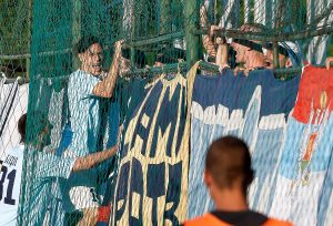 FOTO-UBOD: Radovci ispratili igrače na meč godine u Ivanjicu (FOTO)