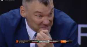 ŠARAS ZAPLAKAO ZBOG ‘FAJNAL FORA’: U svlačionici slavlje, a onda kao iz topa – ‘sutra imate trening!’ (VIDEO)