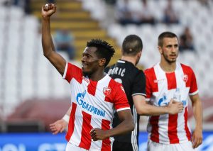 ZAGRLJAJ KOJI ĆE ISTOPITI SRCA NAVIJAČA: Najupečatljivije fotografije koje će Zvezdaši još dugo pamtiti (FOTOGALERIJA)