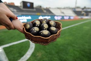 VELIKI PETAK U HUMSKOJ: Pred Vaskrs u domu Miletića tradicionalno porodična atmosfera (VIDEO)