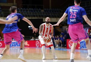 REKACIJE SA TVITERA: Da su na Zlatiboru umesto gondole doveli crnca videla bi Zvezda (FOTO)