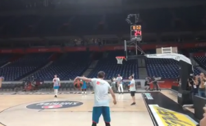 VIDEO VEČERI: ‘Prvi pik’ sledećeg drafta osetio obruče u Areni (VIDEO)