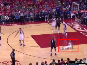 OBRISAO PARKET SA NJIM: Kris Pol ‘izlomio zglobove’ Stefu Kariju kao niko pre! (VIDEO)