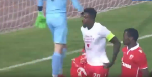 EMOTIVNO ZA DELIJE: Donald postigao gol, skinuo dres i pokazao poruku na majici (FOTO) (VIDEO)