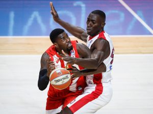 VELIKO POJAČANJE: ‘Čuvar reketa’ na Malom Kalemegdanu, Zvezda dovodi ‘nigerijsku zver’ sa domaćih parketa?! (FOTO)