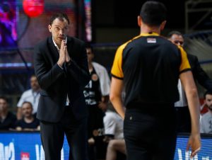 JASNA PORUKA ČANKA IGRAČIMA: Pobedi ili idi kući!