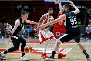 ‘VEČITI’ NASTAVLJAJU BORBU ZA FINALE: Partizan uzvratio Zvezdi istom merom pred sutrašnji meč