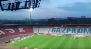 ‘OBRNULI IGRICU’: U Humskoj trubači, a na Marakani iako su tribine ‘pod katancem’ – grme Delije, ali… (VIDEO)