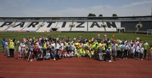 LEPO POPODNE NA STADIONU U HUMSKOJ: Partizan domaćin manifestacije ‘Sportom do osmeha’