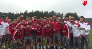 PODRŠKA SA ZLATIBORA: Fudbaleri Zvezde poslali poruku ‘orlovima’ pred meč sa Kostarikom (VIDEO)