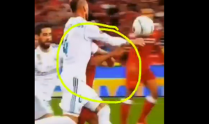 IZVINIMO SE RAMOSU: Snimak koji dokazuje da je Španac bio ‘nevinašce’ u povredi Salaha (VIDEO)