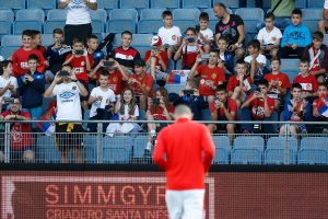 SNIMCI IZ GRACA: Srbi iz Austrije ponovo podbacili, ovacije Matiću i Sergeju (VIDEO)