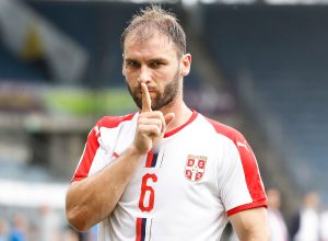 KAO NA DOMAĆEM TERENU: Bane Ivanović u Svetlogorsku dobio mural (FOTO)