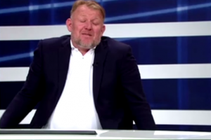 SUKOB NA HRT-u: Prosinečki skočio u odbranu Srbije – ‘Čist penal! Pa, najbolje da se Mitrović nije ni kretao!’ (VIDEO)