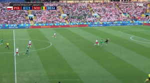 ŠTA SE OVDE DESILO: Najbizarniji gol Mondijala, Senegalac se iz auta ušunjao iza leđa štopera Poljske! (VIDEO)
