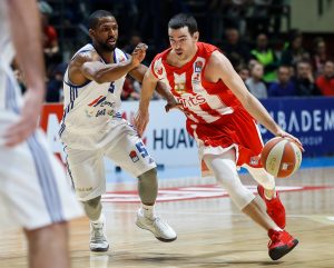 VELIKA ODLUKA: Derek Nidam menja Tejlora Ročestija!