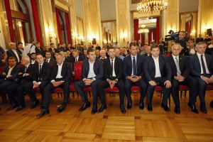 SPORTSKA SRBIJA OPRAŠTA SE OD LEGENDE: Održana komemoracija Goranu Bunjevčeviću (FOTO)