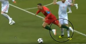 ŠTA VI MISLITE: Ronaldo opet podelio fudbalsku javnost, ‘istorijska foliraža’ ili penal kao suza? (VIDEO)