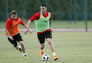 MOĆI ĆE DA SE KUPI I POJAČANJE: FIFA plaća Zvezdi i Partizanu odsustvo zbog Mundijala, poznato i koliko