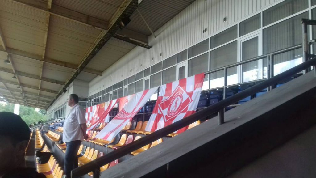 PRVO POLUVREME GOTOVO, GOLOVA NEMA: A kako zvezdaši komentarišu premijeru? (REAKCIJE)