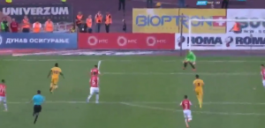 UMALO VELIKI ŠOK ZA ZVEZDU: Degenek lako ispao, zatresla se stativa u drugom minutu (VIDEO)