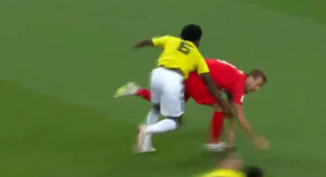 SANČEZ SE ‘IGRA SA ŽIVOTOM’: Skrivio penal nad Kejnom, Engleska vodi (VIDEO)