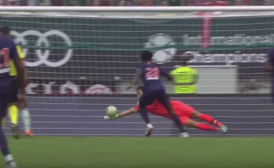 BAJERN RAZBIO PSŽ: Ali je Bufon pokazao klasu prvom odbranom u dresu ‘svetaca’ (VIDEO)