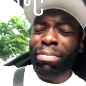 KOMEDIJA: Đenka urnebesno opsovao na srpskom – ‘Pa zašto, je*em ti sunci, mnogo je vrući!’ (VIDEO)