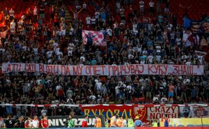 ‘PA MU TI OPET PRIČUVAJ KUĆU’: Velika bura oko Tompsona, Delije oštro po Krstajiću i Srbima koji su navijali za Hrvate (VIDEO)