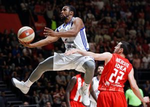 KAKO JE HOTSPORT NAJAVIO: Umesto u Zvezdi, košarkaš završio u redovima rivala