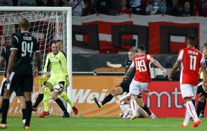 ZVEZDA DUPLIRALA VOĐSTVO: Radonjić se našao pravom mestu, Krstičić ‘zabrinuo’ navijače (VIDEO)