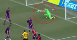 PA ZAR OPET, KARIJUSE: Veliki kiks Nemca protiv Dortmunda, golman ‘asistirao’ rivalu za pogodak (VIDEO)