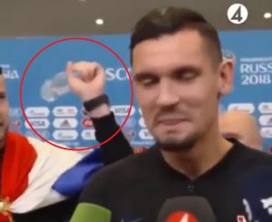 URNEBESNO: Lovren davao izjavu posle pobede, a Subašić ga napao flašom zbog ‘godina’ (VIDEO)
