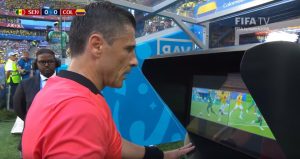 SENEGALCI PRAVE SKANDAL: Savez se žalio FIFA zbog Mažića, ‘razotkrivaju ga’ audio snimkom sa VAR sudijama (VIDEO)