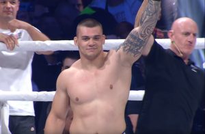 KAKAV DARKO, SNAŽAN DARKO: Srbin iz prvog udarca demolirao Amerikanca na UFC debiju (VIDEO)