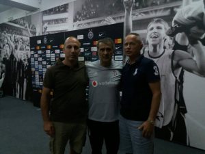 PONOVO ZAJEDNO: Prijateljski susret dve legende fudbala u Turskoj (FOTO)